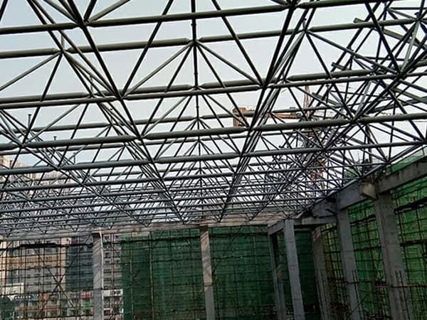 泊头螺栓球网架工程报价